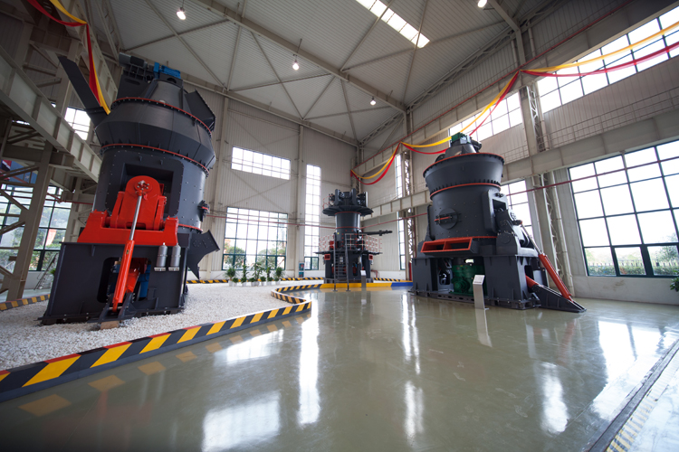 重晶石粉加工設(shè)備使用中突然停機(jī)怎樣辦？